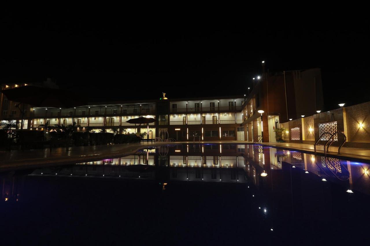 The Bodhi Palace Resort מראה חיצוני תמונה
